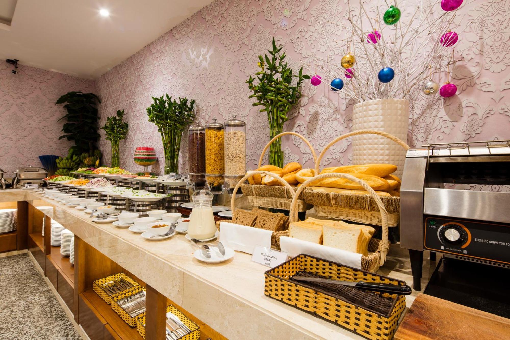 Galliot Hotel Nha Trang Buitenkant foto