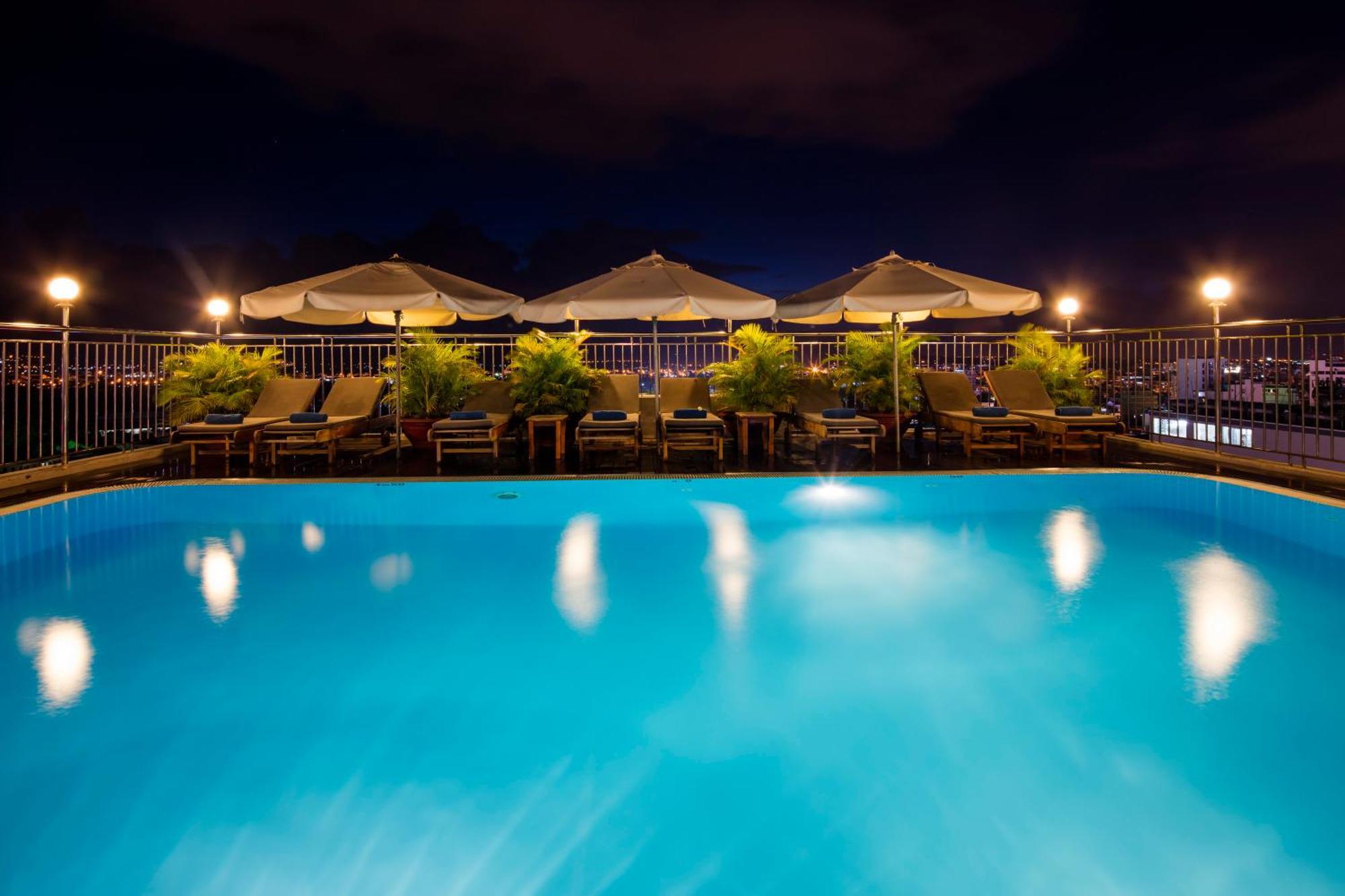 Galliot Hotel Nha Trang Buitenkant foto