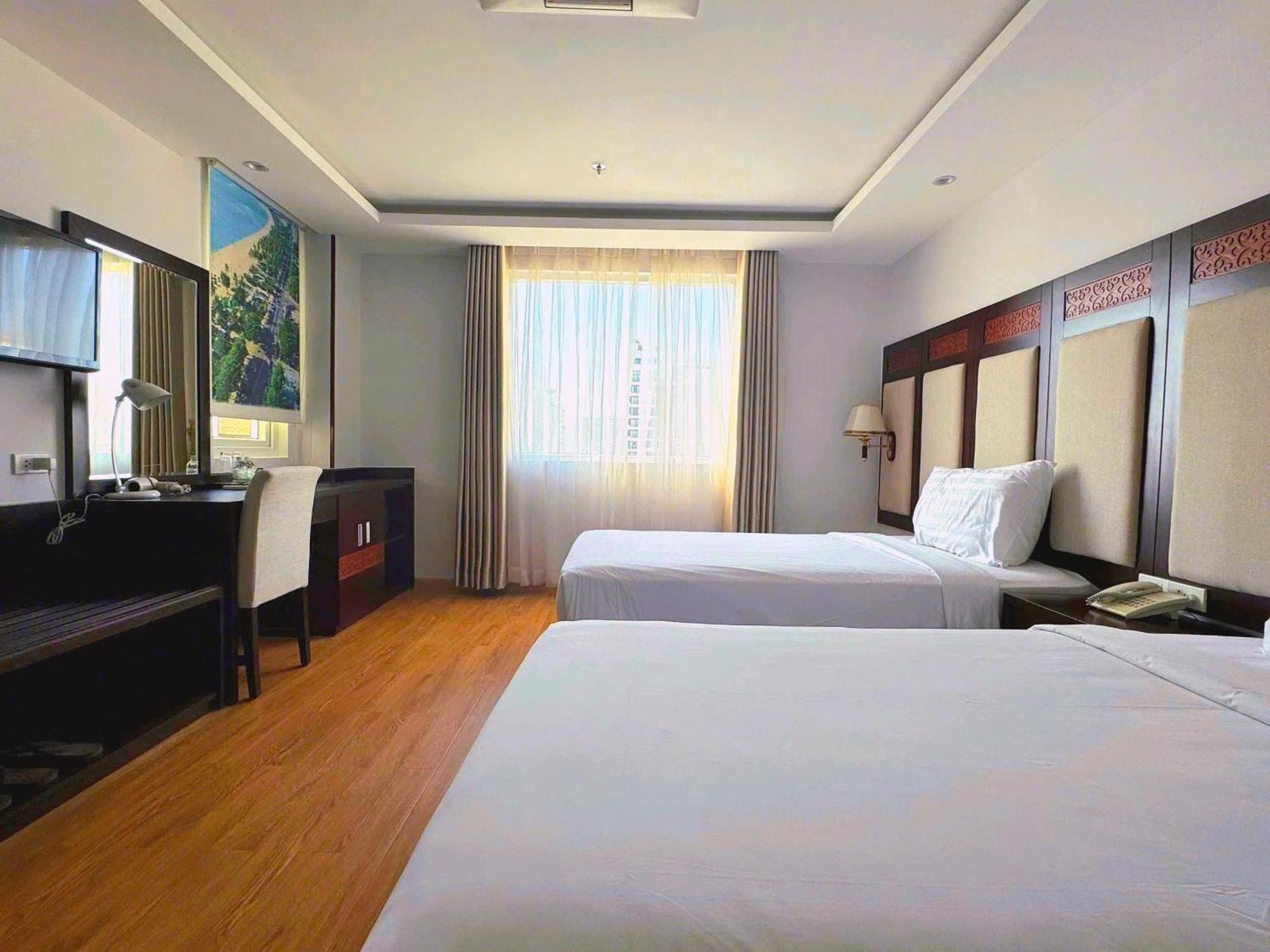 Galliot Hotel Nha Trang Buitenkant foto